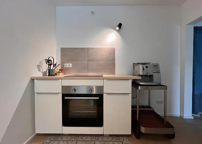 Hen-coop Mit Zwei Schlafzimmern & Netflix